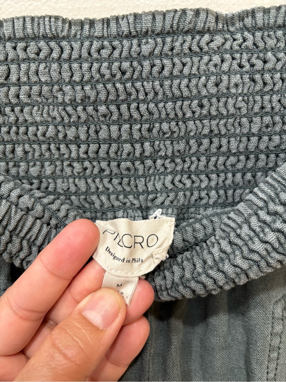 Pilcro The Reese Smocked Barrel Linen Blend Pants Women’s Size Medium - Picture 3 of 11